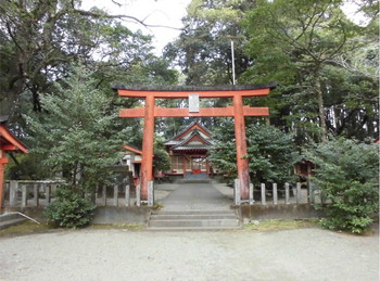 国富町　諏訪神社　正面鳥居２.JPG