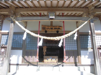 宮崎県　高鍋町　八坂神社　ご拝殿１.JPG