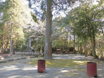 西米良村　村所八幡神社　境内風景.JPG